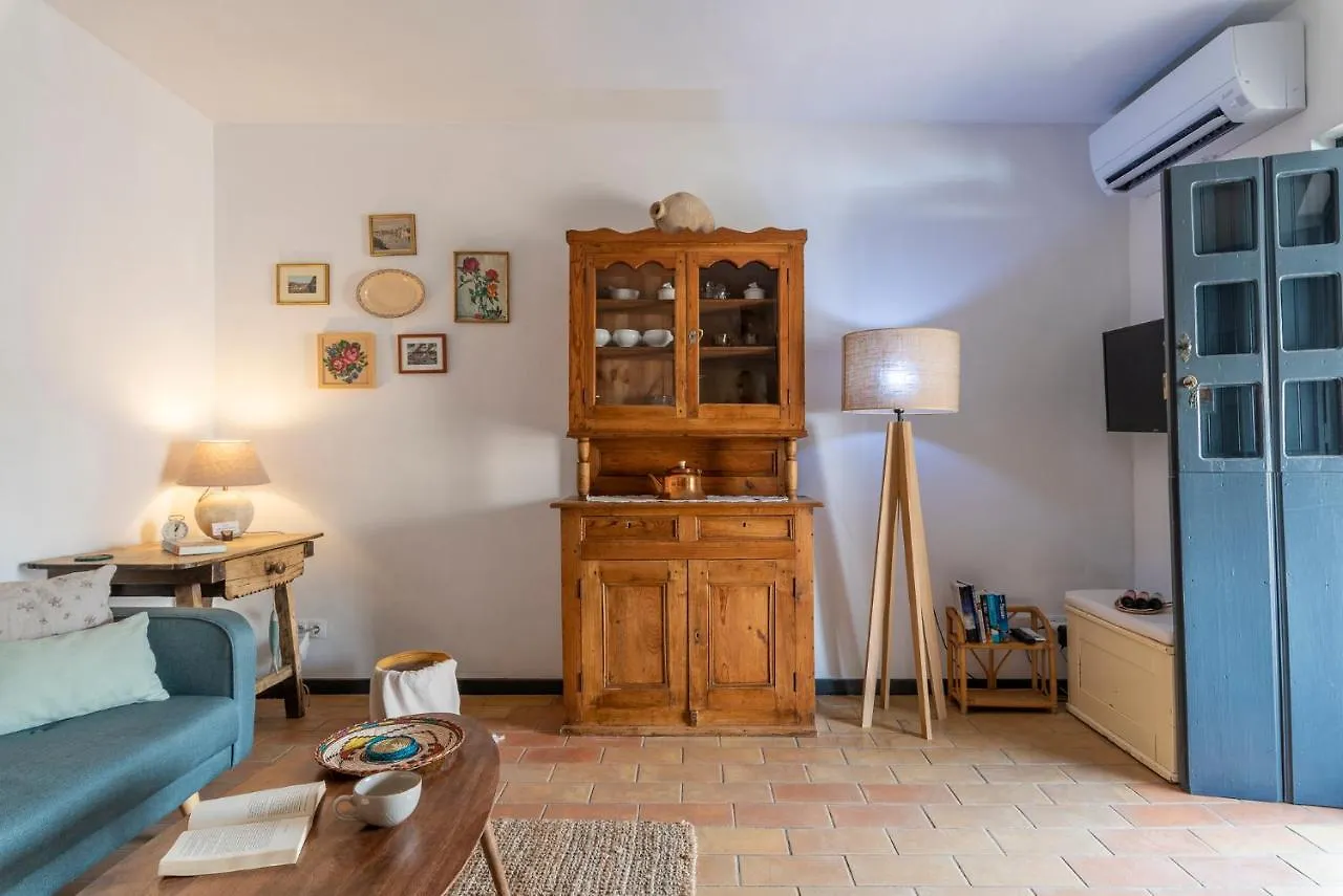 Andalusian Courtyard Apartment Seville