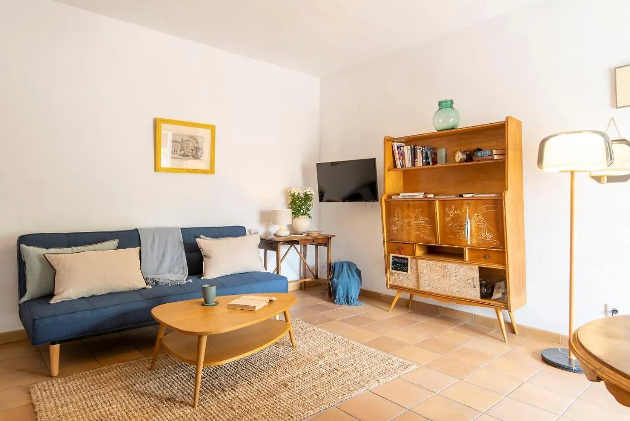 Andalusian Courtyard Apartment Seville