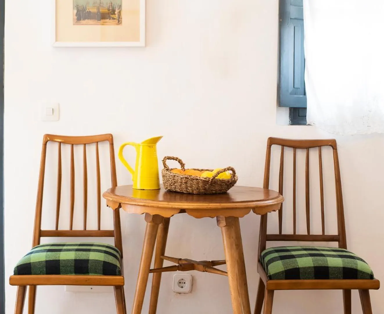 Andalusian Courtyard Apartment Seville